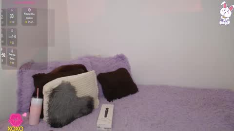    t  online show from March 8, 2:04 am