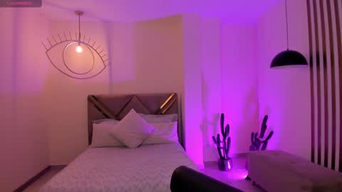  Maia  online show from September 8, 6:07 pm