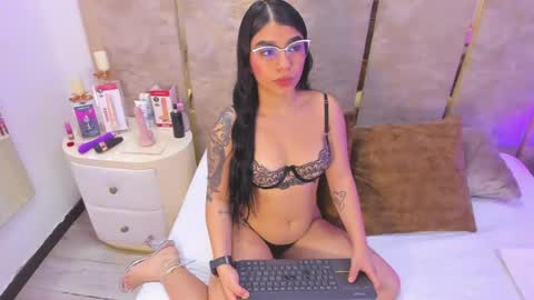 MaiaLopez online show from July 28, 3:59 am