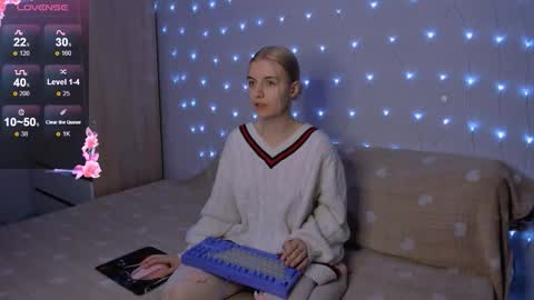 Your kitty online show from January 12, 3:39 pm