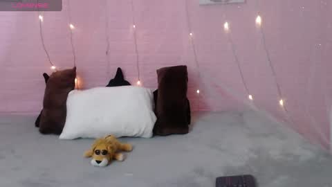 Mei  online show from May 27, 2:08 am