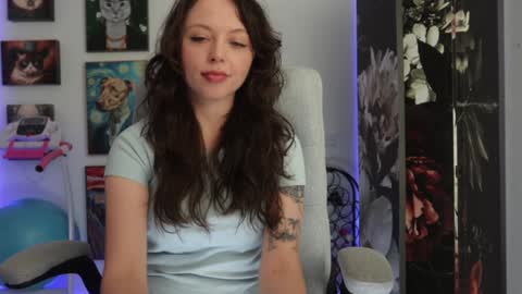 MakiyahBelle online show from January 5, 9:37 am