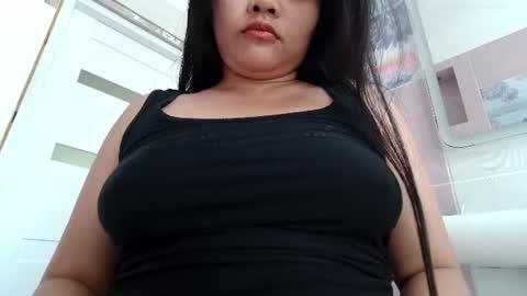 Maya online show from July 2, 1:06 pm