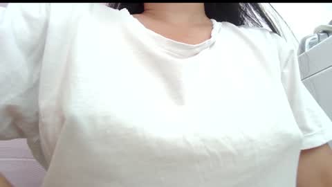 Maya online show from June 23, 2:37 pm