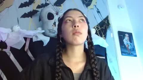 malejacs01 online show from October 29, 12:20 pm