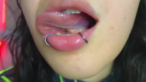 Snapshot of malicia_witch_ chatting on February 12, 3:18 am Mar  Alicia     Rosie  v A L I C I A W I T C -  Meg Cherie online show from February 12, 3:18 am