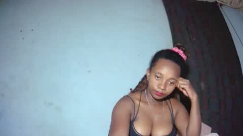 Snapshot of malinah01 chatting on September 11, 6:52 pm malinah01 online show from September 11, 6:52 pm