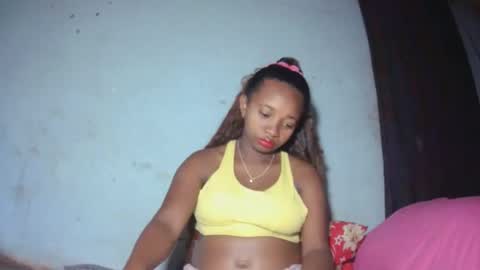 Snapshot of malinah01 chatting on September 24, 5:39 am malinah01 online show from September 24, 5:39 am