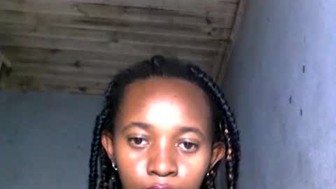 Snapshot of malinah01 chatting on December 17, 5:36 pm malinah01 online show from December 17, 5:36 pm