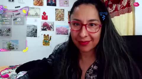 Snapshot of malishka_fox chatting on September 18, 3:27 am Malishka online show from September 18, 3:27 am