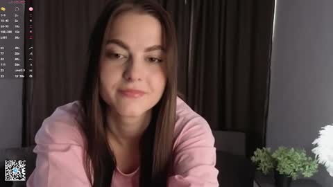 Mia online show from June 24, 4:33 am