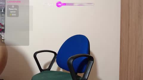 Snapshot of malory_golosa chatting on January 18, 1:08 am Malory online show from January 18, 1:08 am