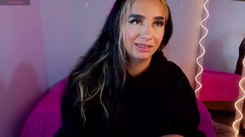 Malory  online show from November 24, 7:16 pm