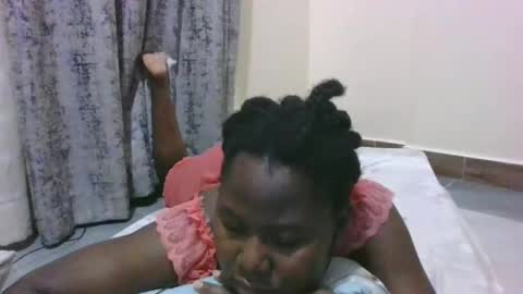 Snapshot of mamasita2023 chatting on February 2, 6:31 pm mamasita2023 online show from February 2, 6:31 pm