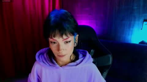   online show from August 1, 10:56 pm