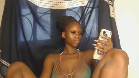 mandymia online show from April 5, 1:54 pm