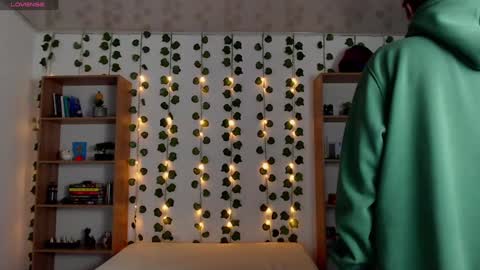 Danny online show from February 9, 3:00 am