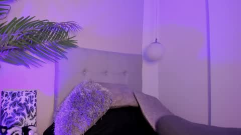 Snapshot of manu_velez_ chatting on January 5, 2:41 pm Manu Velez online show from January 5, 2:41 pm