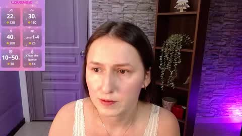 Snapshot of manue_bela chatting on March 11, 9:13 am Angela online show from March 11, 9:13 am