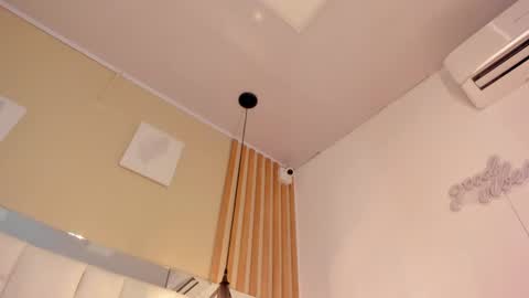 manu 3 online show from February 12, 7:13 pm