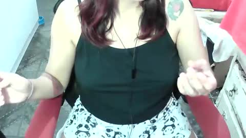 Manu Escarlate online show from March 11, 5:22 am