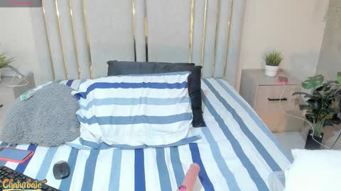 manurousee online show from March 17, 8:13 pm