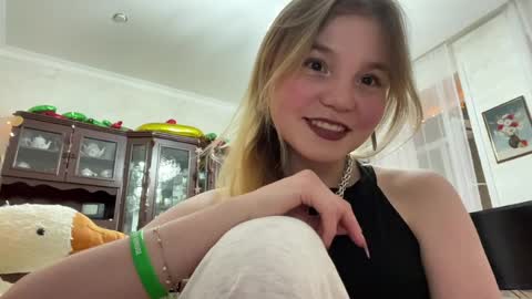 Emma online show from May 30, 4:59 pm