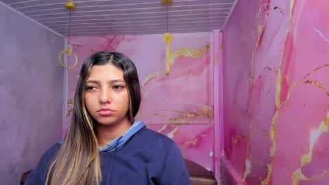 Maraluna online show from May 28, 1:42 pm