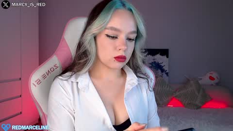 Snapshot of marceline_red chatting on January 28, 3:57 pm Lady Marceline online show from January 28, 3:57 pm
