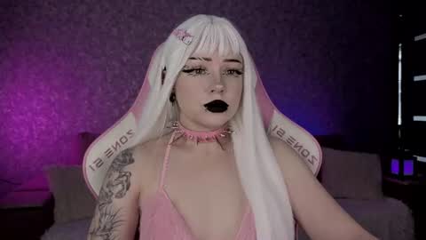 Lady Marceline online show from July 1, 9:09 am
