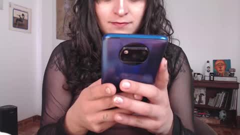 Snapshot of marceline_uu chatting on February 24, 4:58 pm M A R C I online show from February 24, 4:58 pm