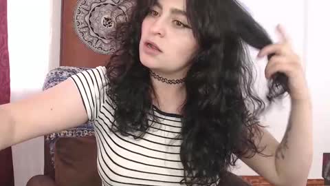 Snapshot of marceline_uu chatting on February 5, 7:20 pm M A R C I online show from February 5, 7:20 pm