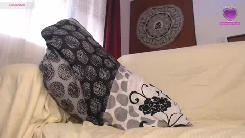 Snapshot of marceline_uu chatting on September 27, 9:11 pm M A R C I online show from September 27, 9:11 pm
