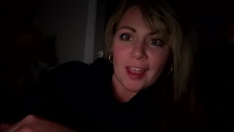 Marci Wallace online show from November 10, 8:31 am