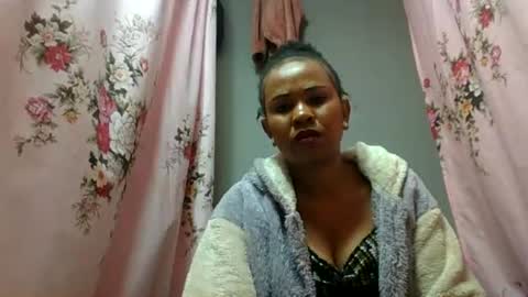 mareella40 online show from July 23, 6:05 pm