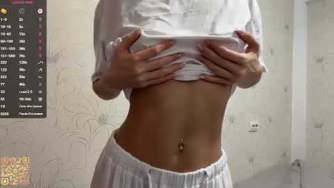 Emily online show from July 24, 1:53 pm