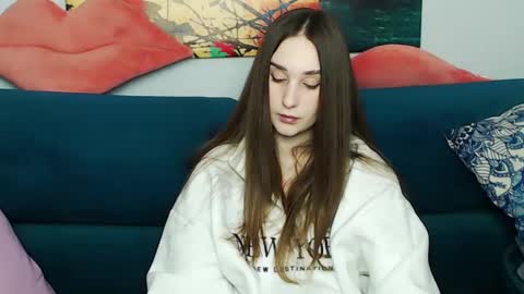 Snapshot of margarettii chatting on February 14, 7:49 am margarettii online show from February 14, 7:49 am