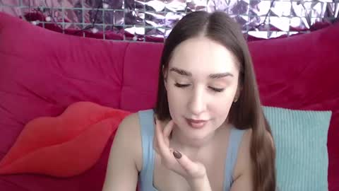 Snapshot of margarettii chatting on March 6, 6:08 am margarettii online show from March 6, 6:08 am