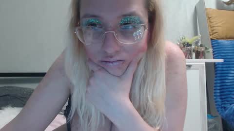 margo_shine online show from February 7, 4:00 pm