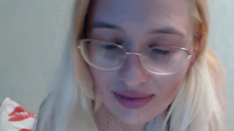 margo_shine online show from November 20, 3:35 pm