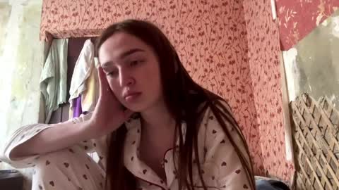 Chloe online show from April 12, 10:29 am