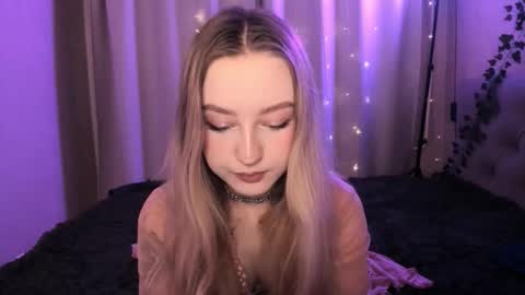 Margo online show from March 20, 9:30 pm