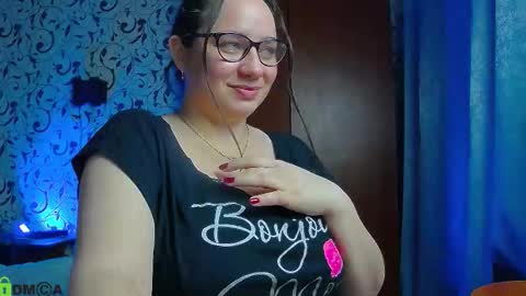 margosweet777 online show from December 21, 2:54 pm