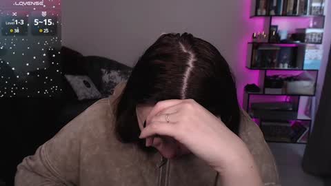 mari moore online show from February 5, 10:08 am