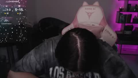 mari moore online show from November 17, 7:53 am