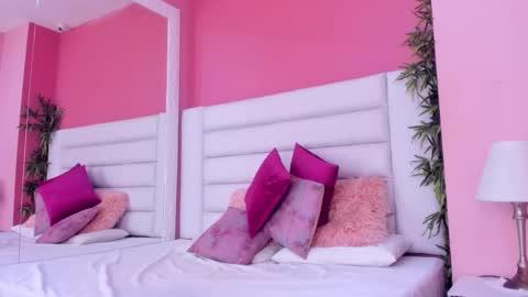 Maria Alejandra online show from March 9, 7:05 pm