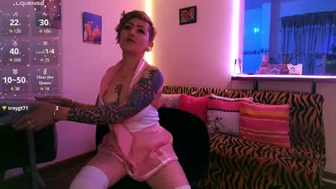 Snapshot of maria_fernandaxxx_ chatting on September 22, 12:20 am Maria fernanda online show from September 22, 12:20 am
