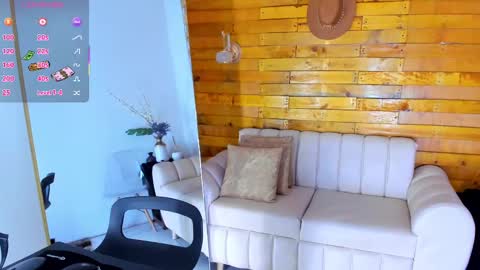 MARIA online show from October 3, 2:11 pm