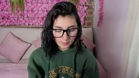 Maria online show from April 6, 7:26 pm