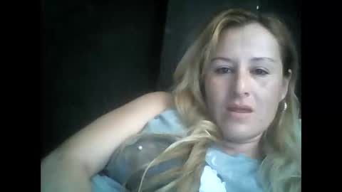 mariajose_1992 online show from May 25, 8:52 pm